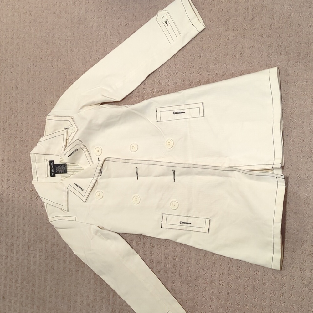 Coat - Picture 2 of 3